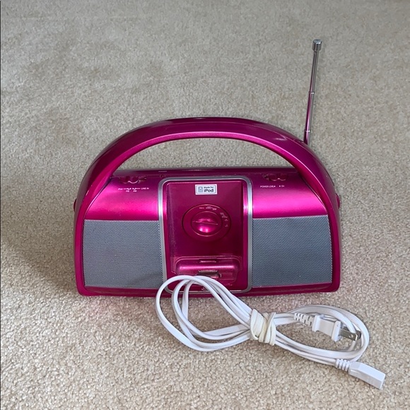 iLive Other - iLive Portable Music System for iPod
